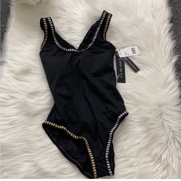 NWT La Blanca Black Slimming One Piece Swimsuit - Picture 4 of 10